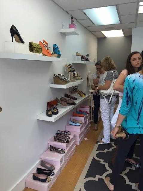 Menina ofrece excelentes precios