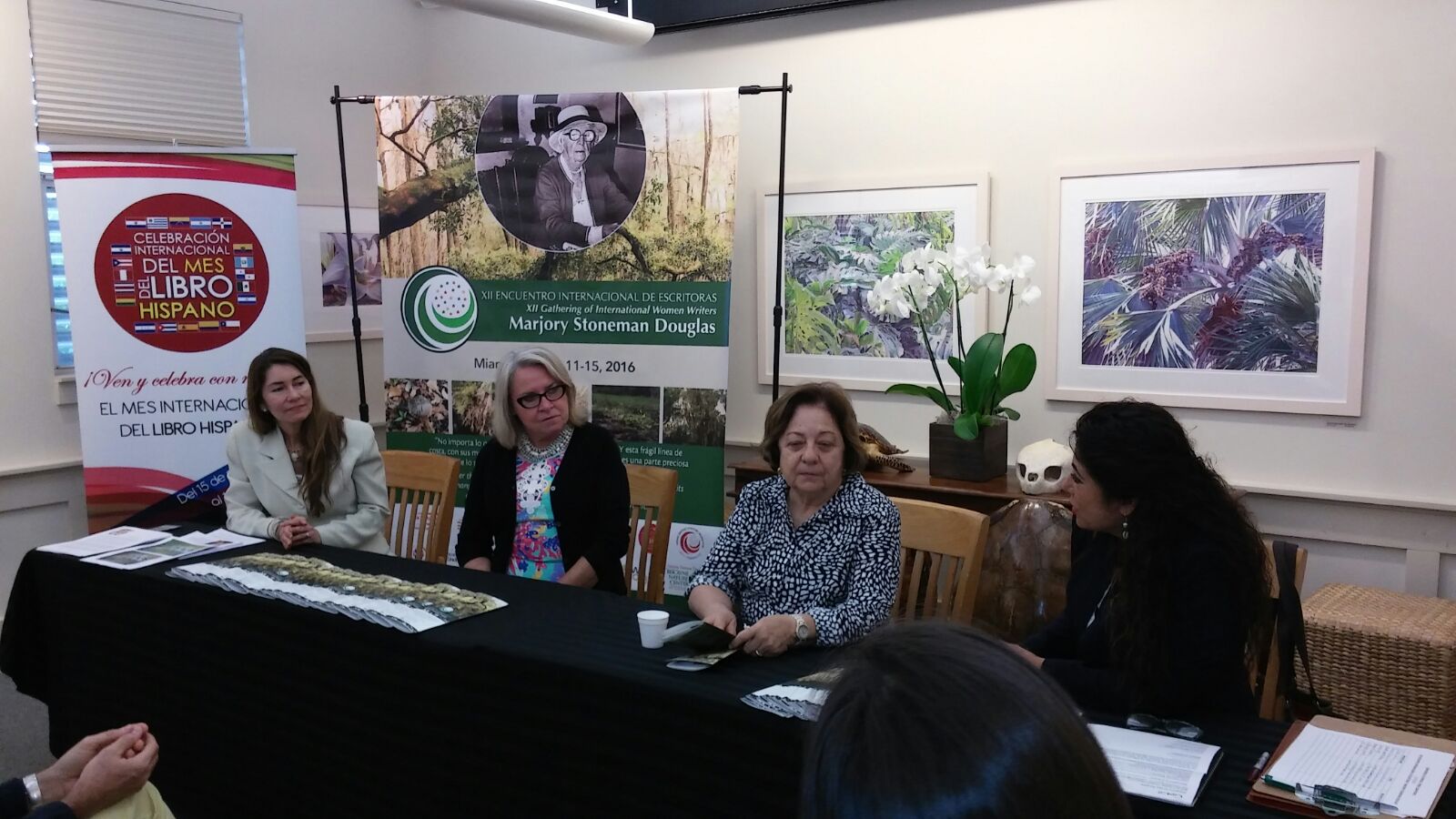 MI LIBRO HISPANO 3 RUEDA DE PRENSA