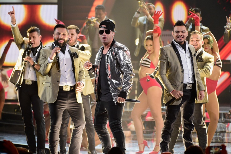 wisin y banda el recodo