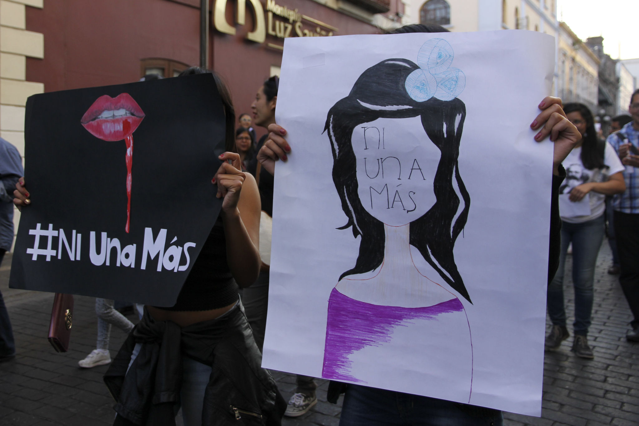 Mujeres Exigen Frenar Y Castigar Los Feminicidios En Puebla México La Nota Latina 7803