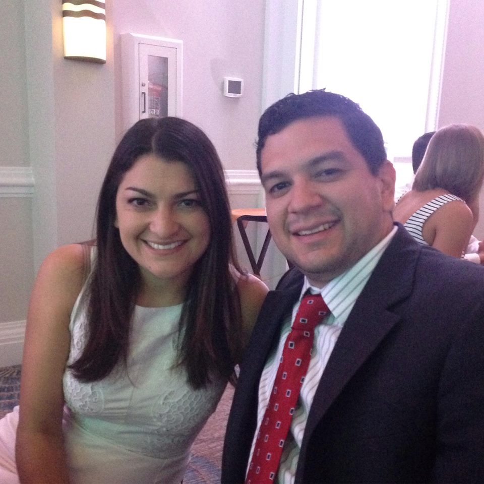 Viridiana Carrizales y su esposo