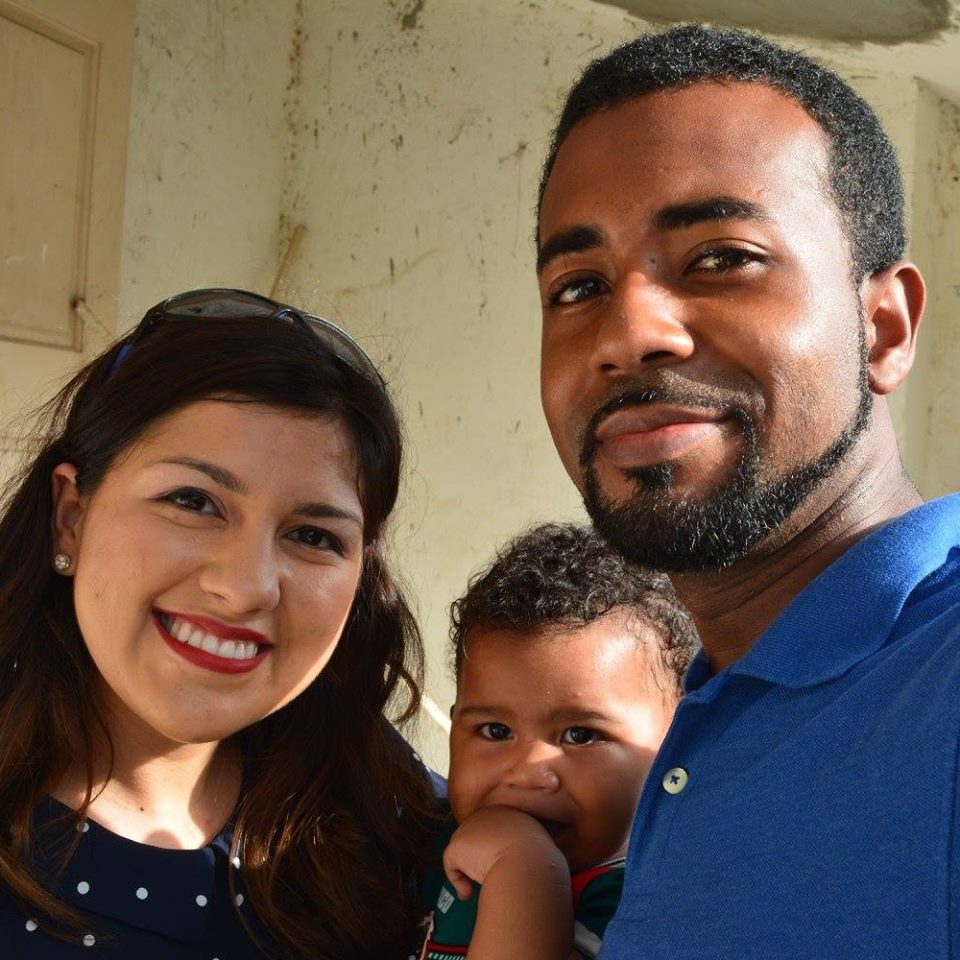 Lorena Tule y su familia