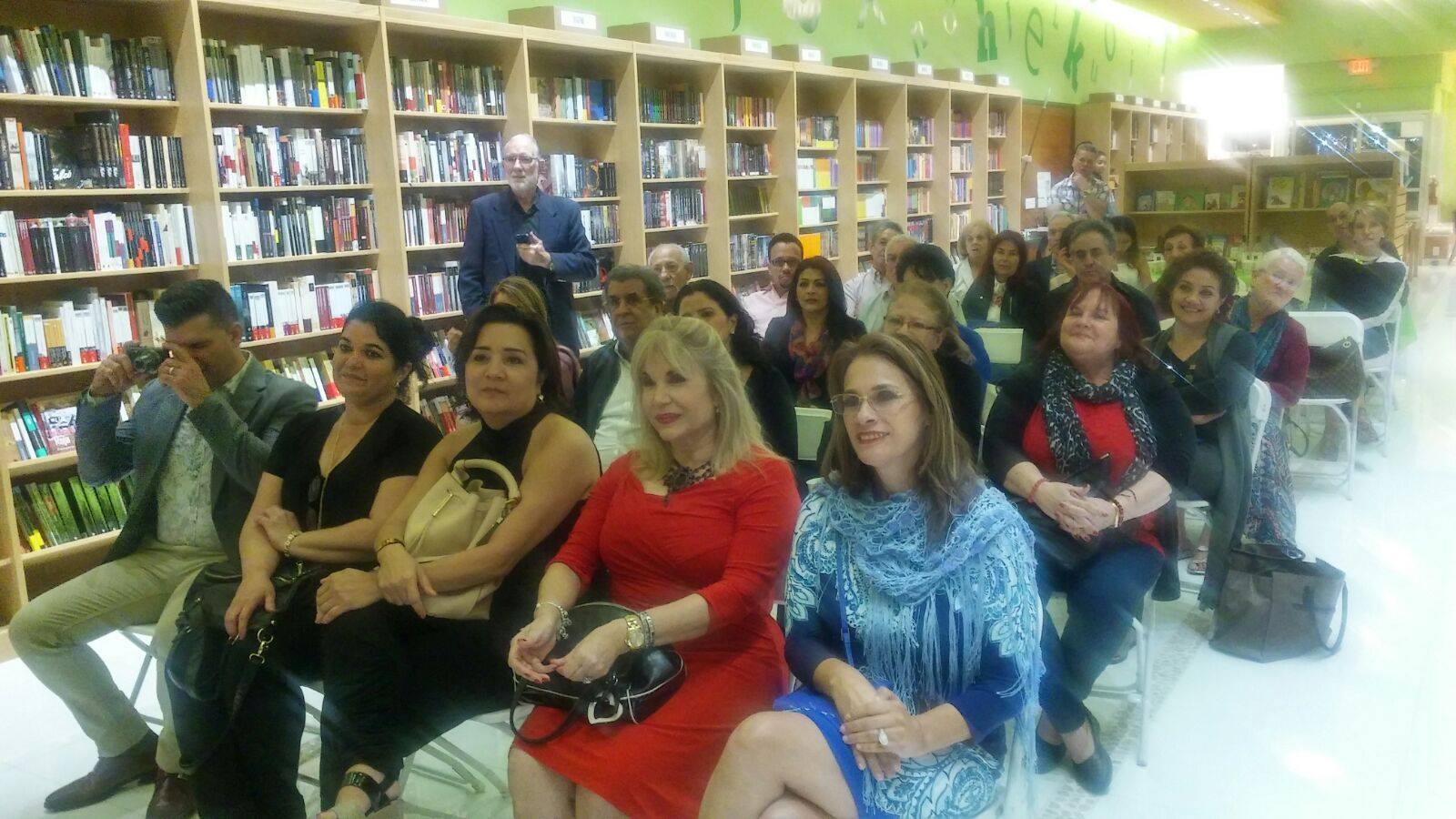 pilar-grupo-de-escritores-amplio