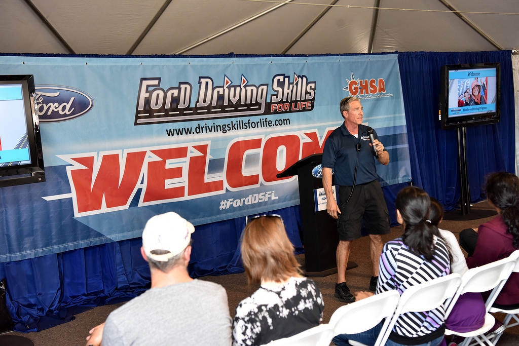 22788773808_db77fa712f_b