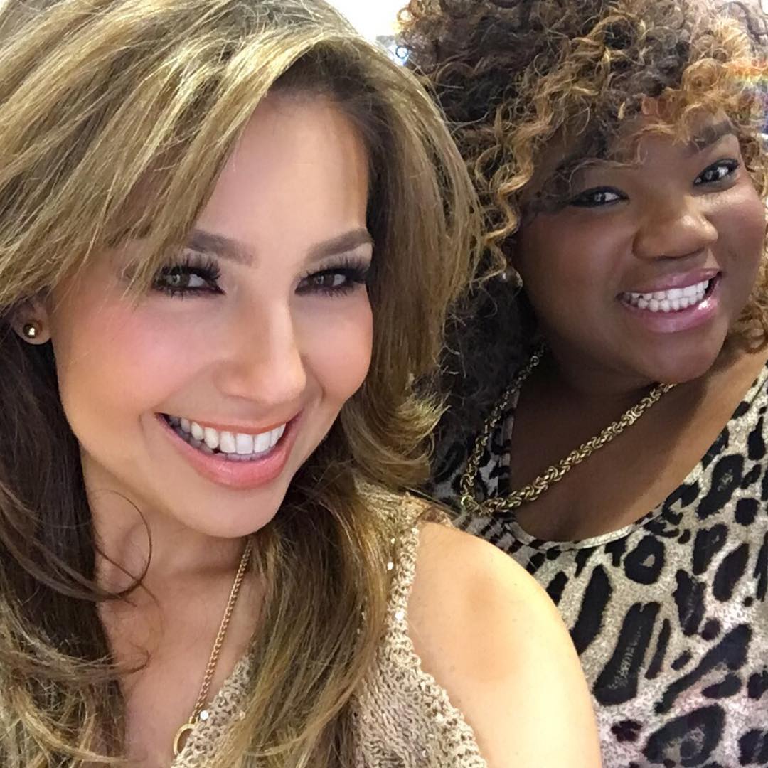 chikybombom y thalia