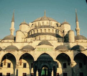 Estambul: la ciudad de la abundancia cultural y gastronómica
