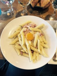 Siempre queda Paris, la ciudad de las luces