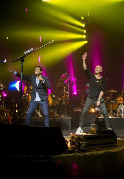 Colombia y Perú se fusionan a ritmo de cumbia